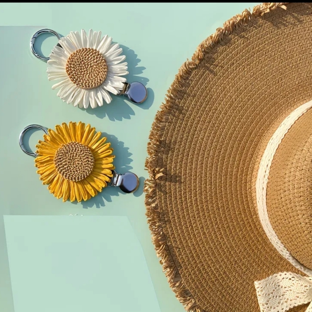 🆕️🌼 SUNFLOWER HAT CLIP 🌼